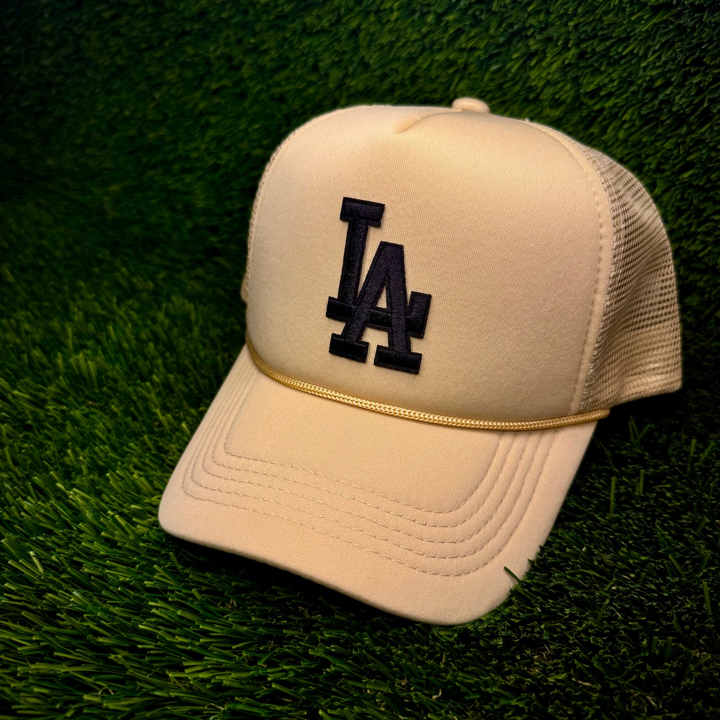 Los Angeles Dodgers Black LA Logo Trucker Hat