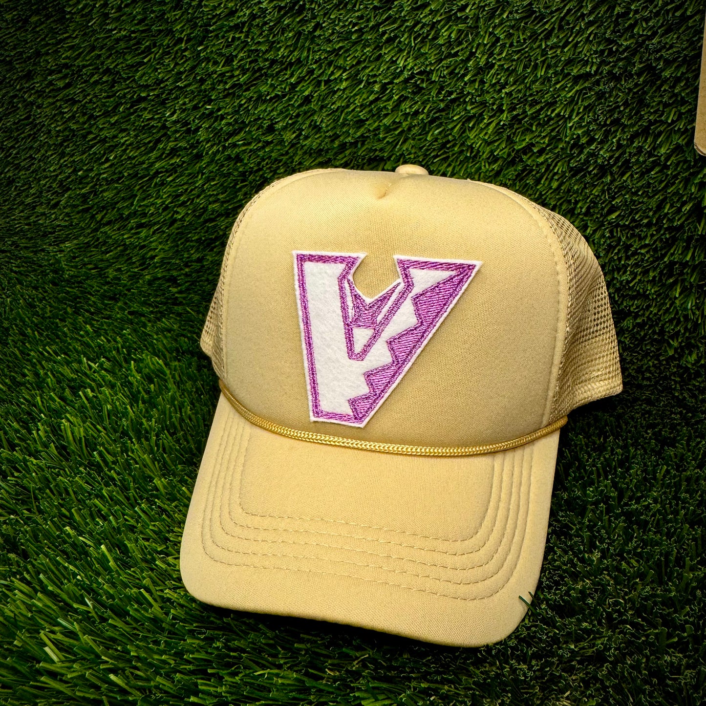 Arizona Diamondbacks Upside Down White/Purple Logo Trucker Hat