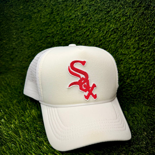 Chicago White Sox Red Logo Trucker Hat