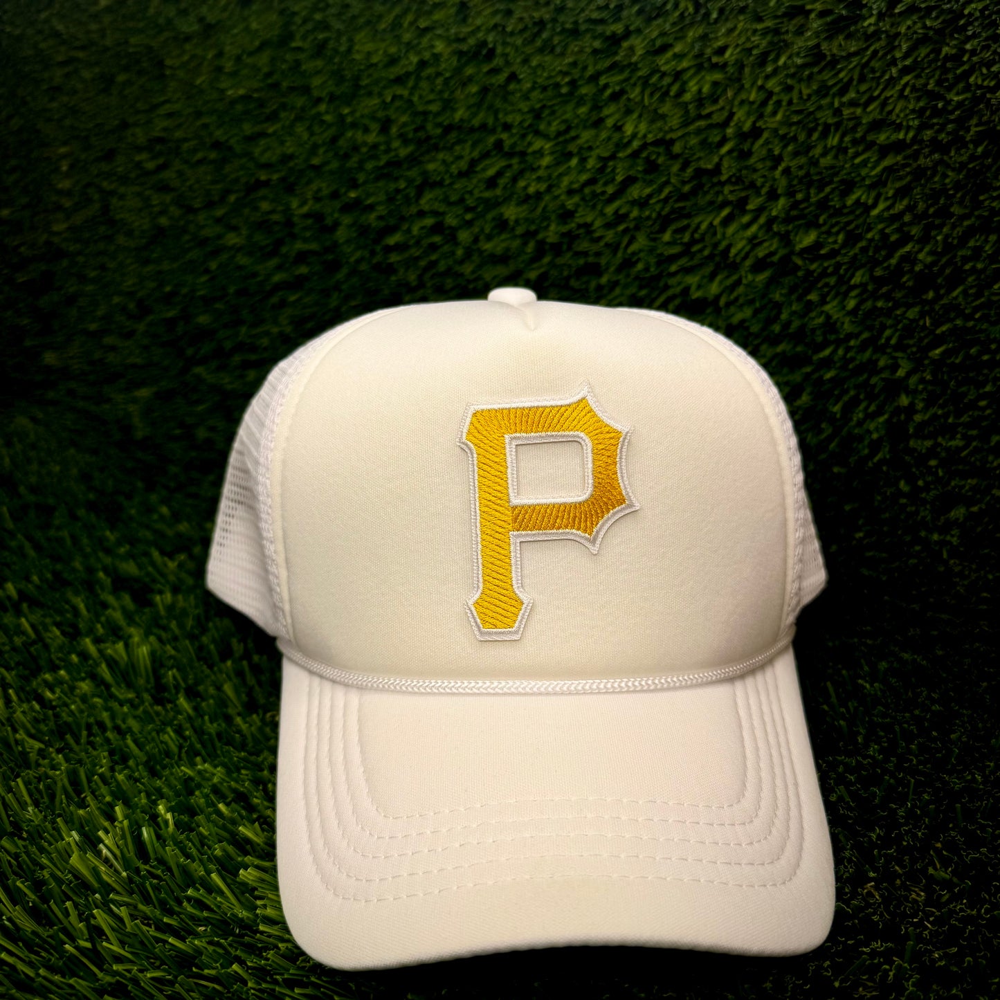 Pittsburgh Pirates Trucker Hat