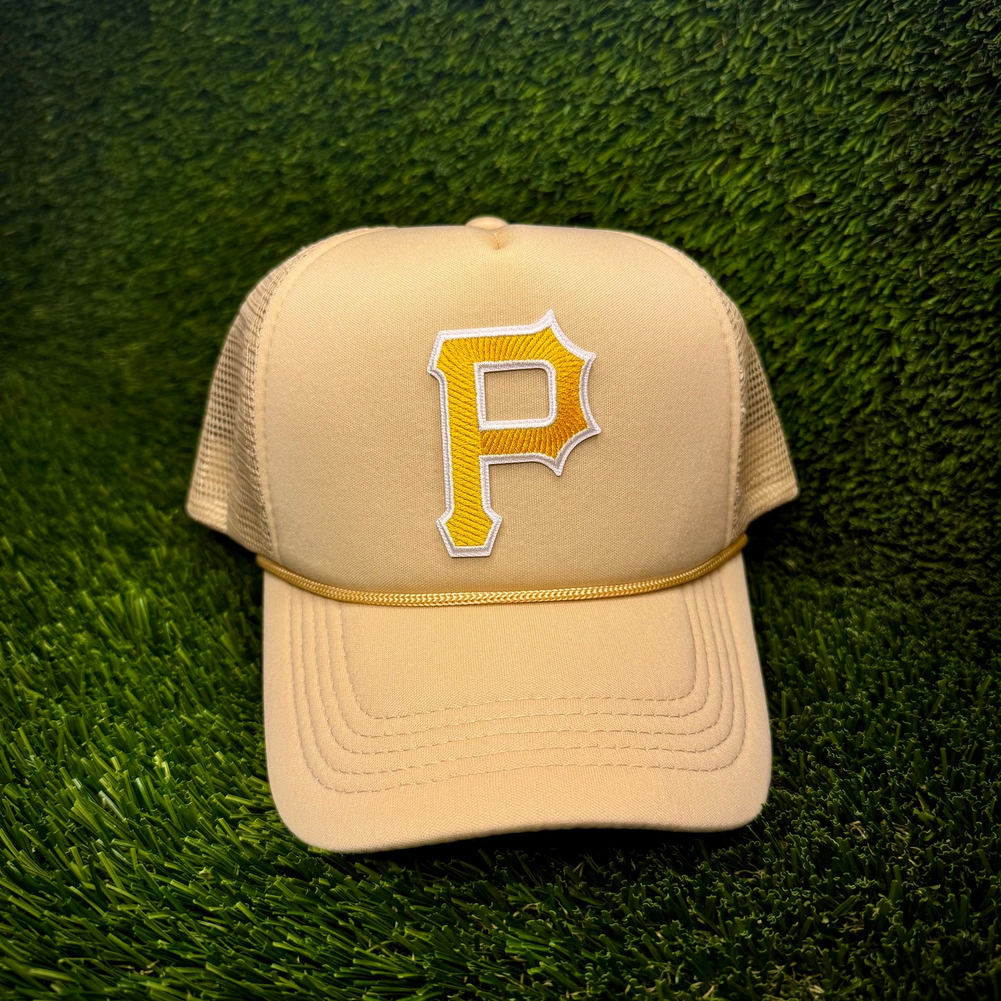 Pittsburgh Pirates Trucker Hat