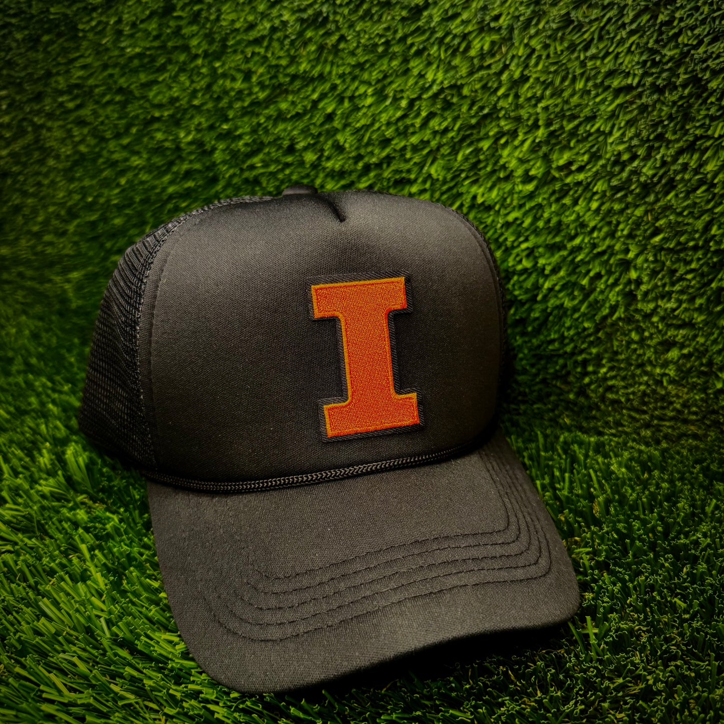 Illinois Fighting Illini Trucker Hat