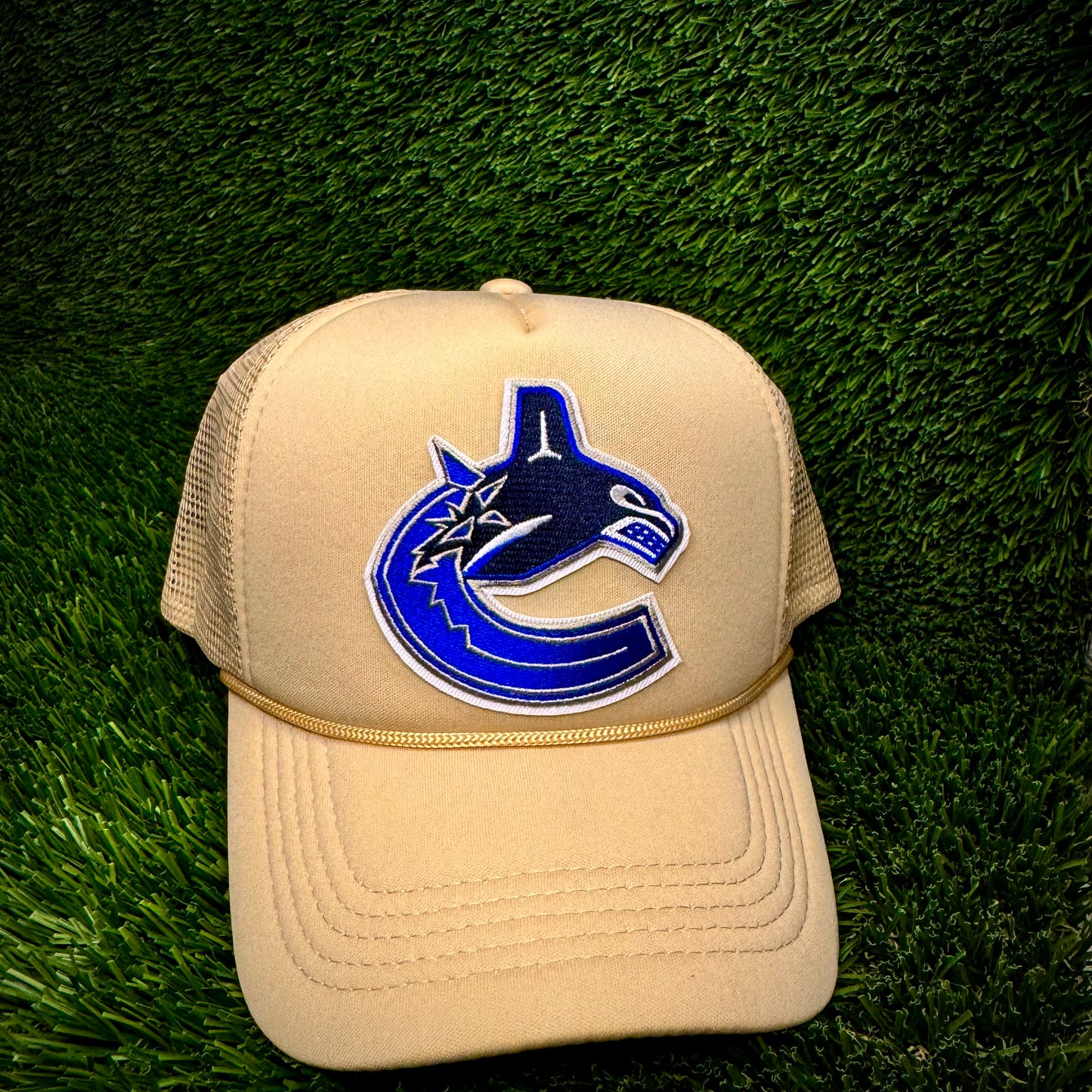 Vancouver Canucks Trucker Hat