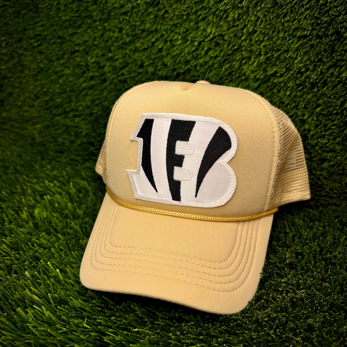 Cincinnati Bengals Ice White “B”Trucker Hat