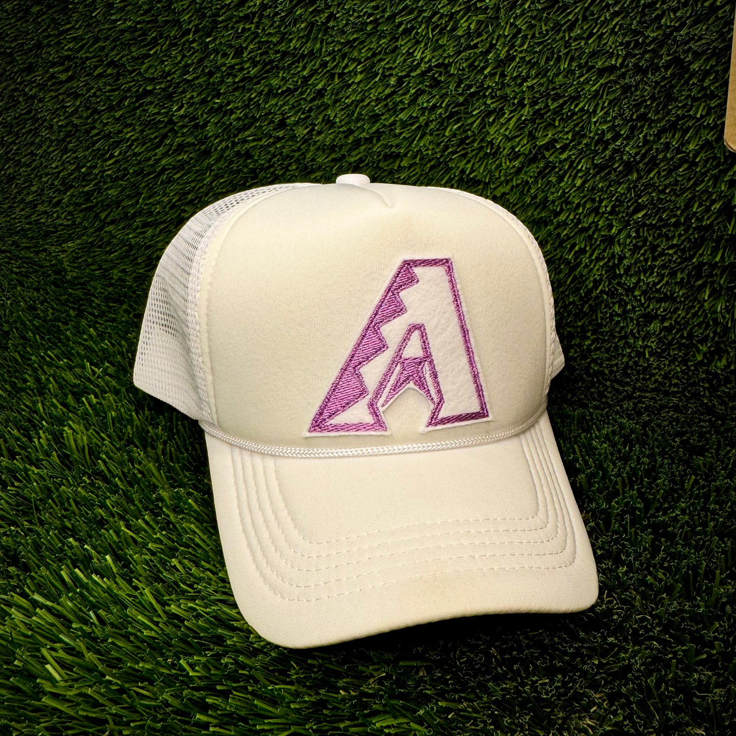 Arizona Diamondbacks White/Purple Logo Trucker Hat