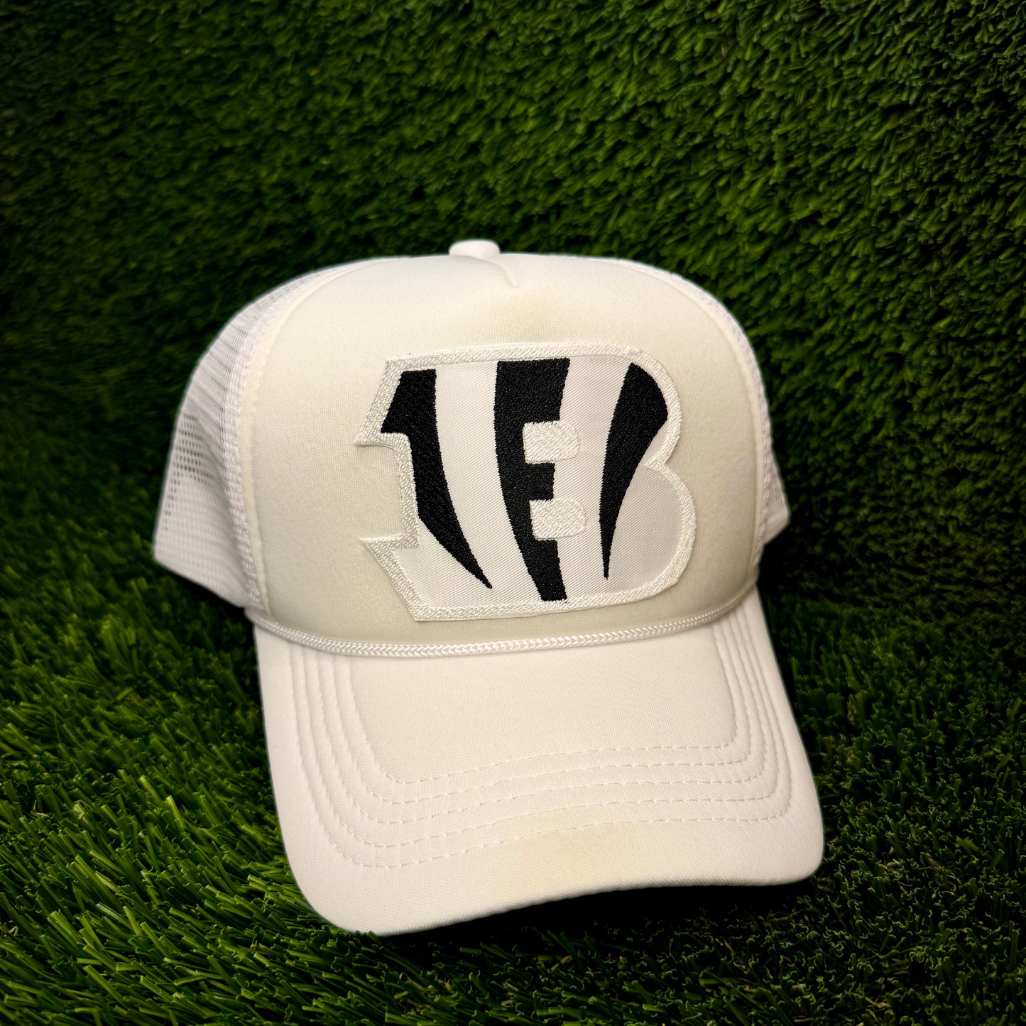 Cincinnati Bengals Ice White “B”Trucker Hat