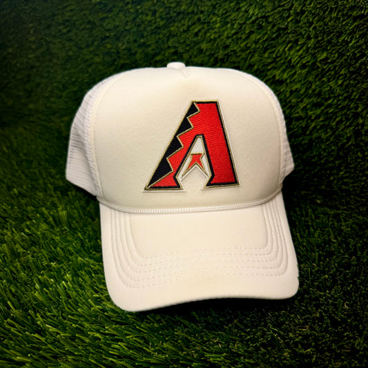 Arizona Diamondbacks Red Logo Trucker Hat